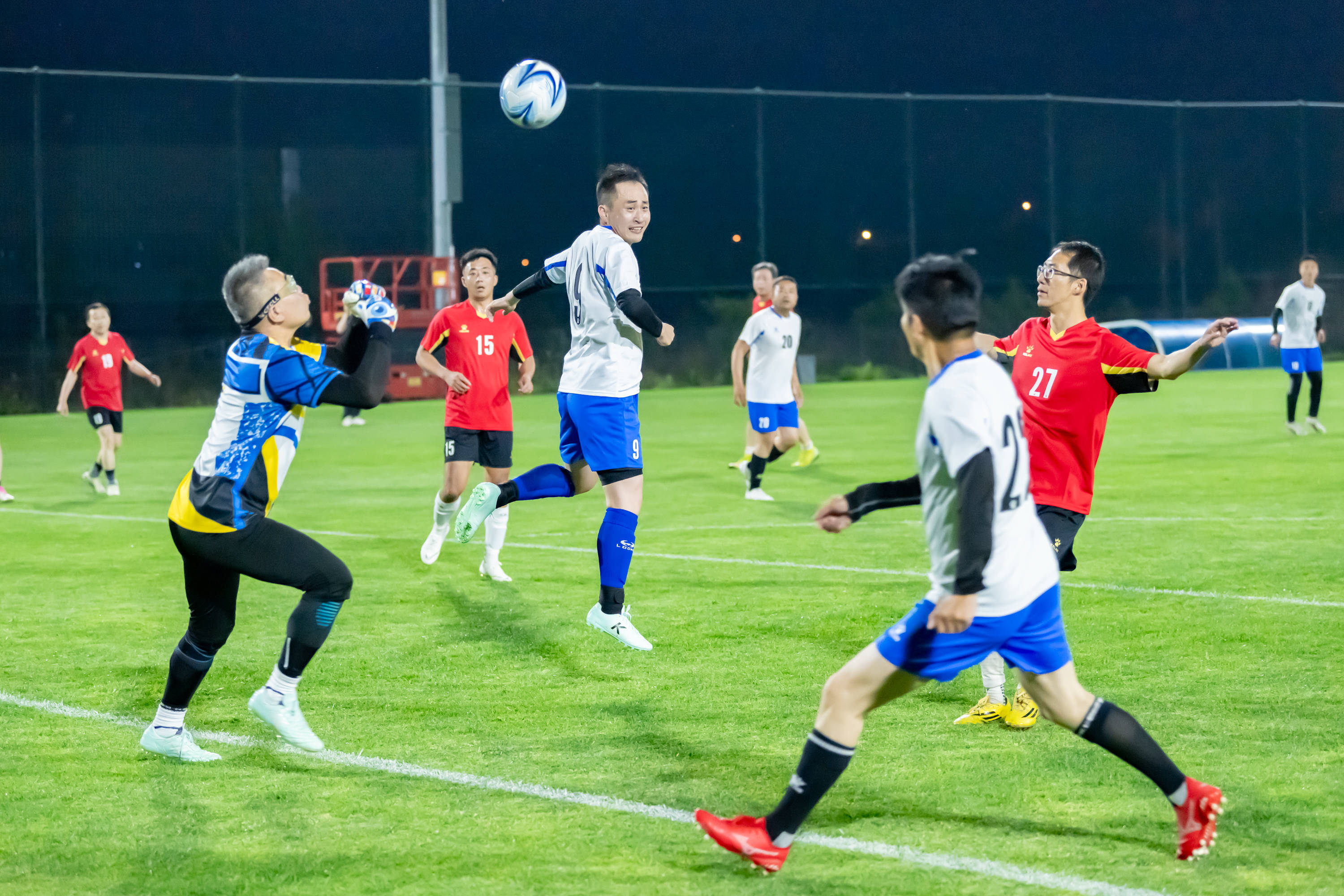 赛中失利 赛中失利