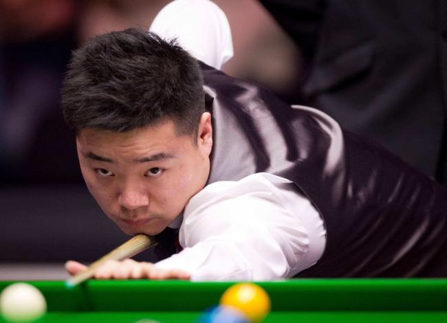 与其他队伍 与其他队伍