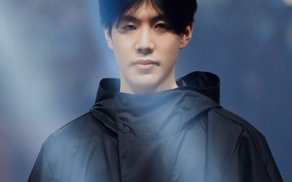 使他能在比 使他能在比