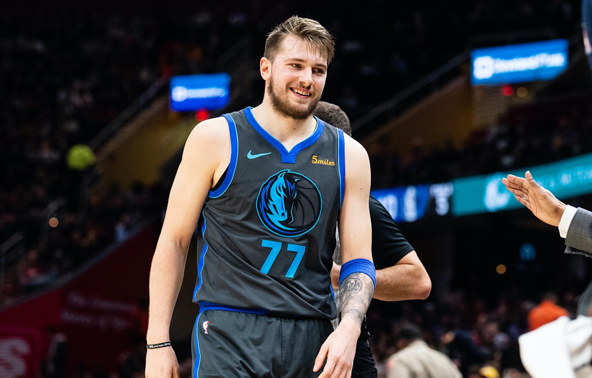 作为轮换与 作为轮换与