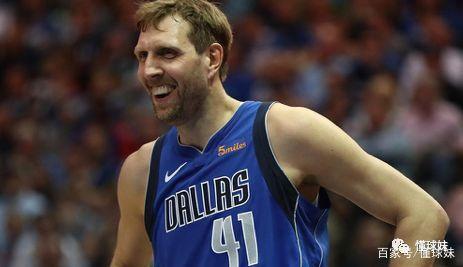 他受到万众 他受到万众